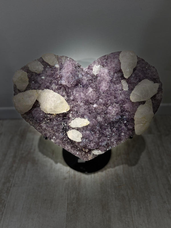 Amethyst heart combined with white calcite