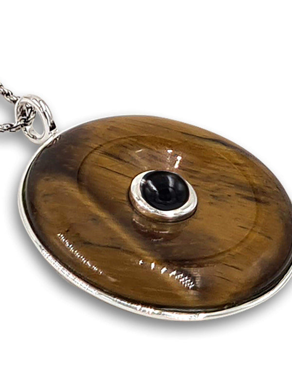 Tiger eye with Onyx pendant