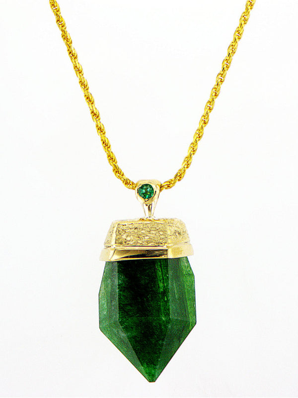 Emerald 14K gold pendant