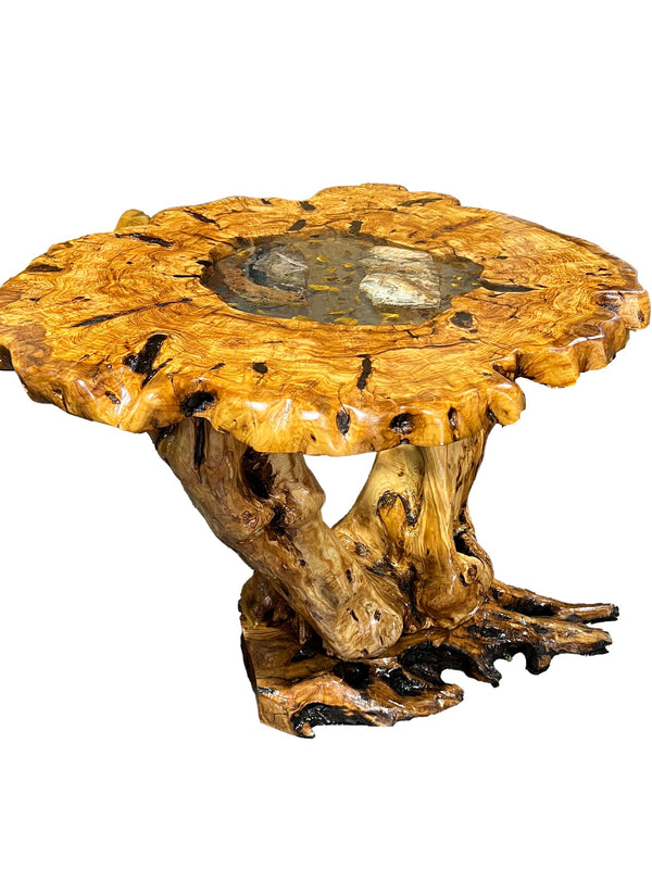 Tiger eye table