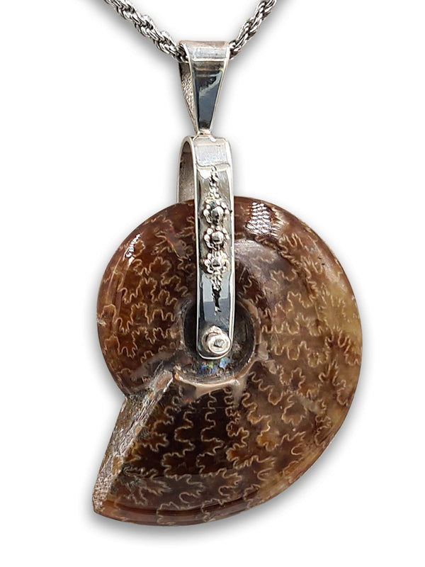 Spiral pendant - Fossil