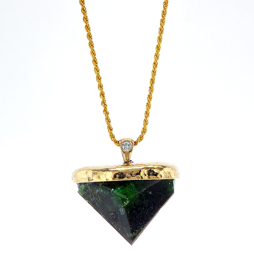 Emerald Free shape 14K gold pendant set with diamond